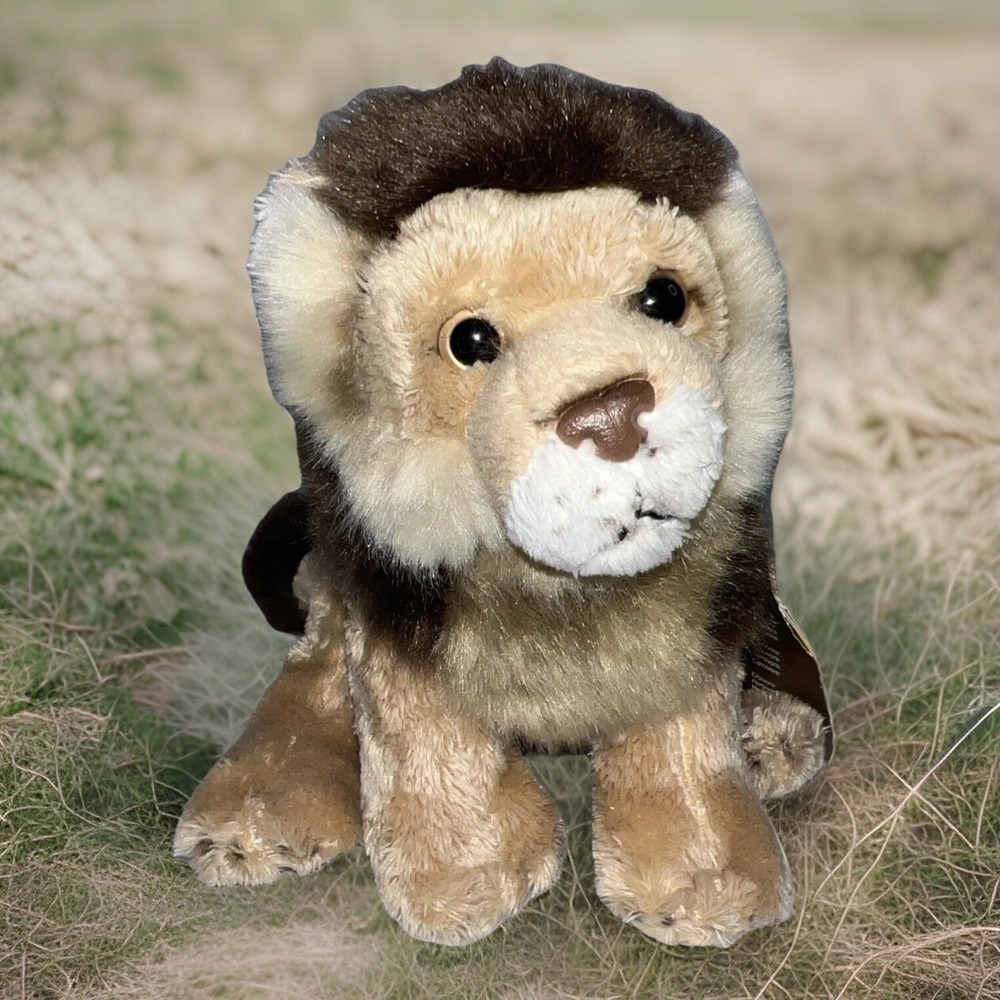 National Geographic Stuffed Animal Plush Lion Lelly Kids Realistic 8" Big Cat